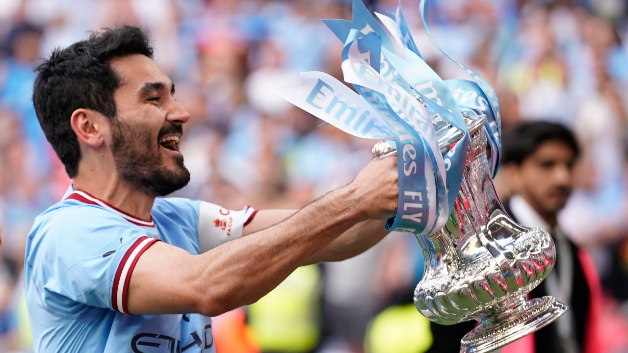 Gündoğan and Lewandowski together again nine years later