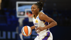 Ogwumike scores 20, Sparks rally from 17-point deficit to beat Wings