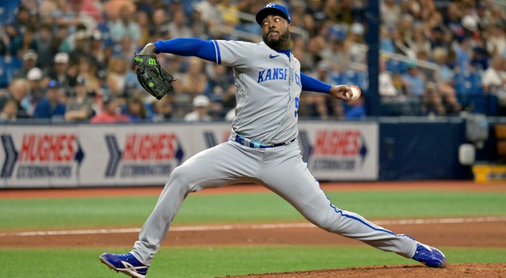 Aroldis Chapman Traded to the Texas Rangers