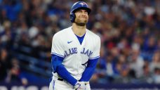 Blue Jays outfielder Kevin Kiermaier leaves game after slamming into wall