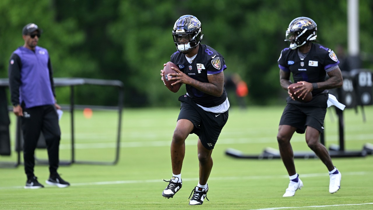 Lamar Jackson back at practice for start of Ravens' minicamp - The