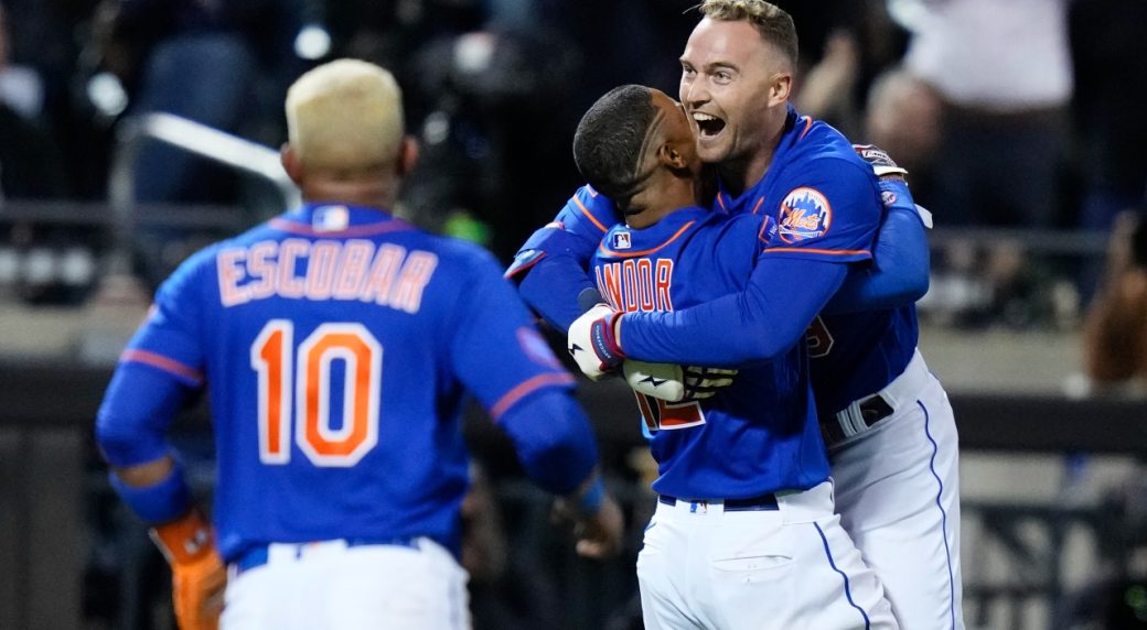 Nimmo’s walk-off double leads Mets to 10-inning win over Yankees in Subway Series