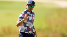 Three Canadians find the weekend at U.S. Open as fan-favourite Rickie Fowler leads