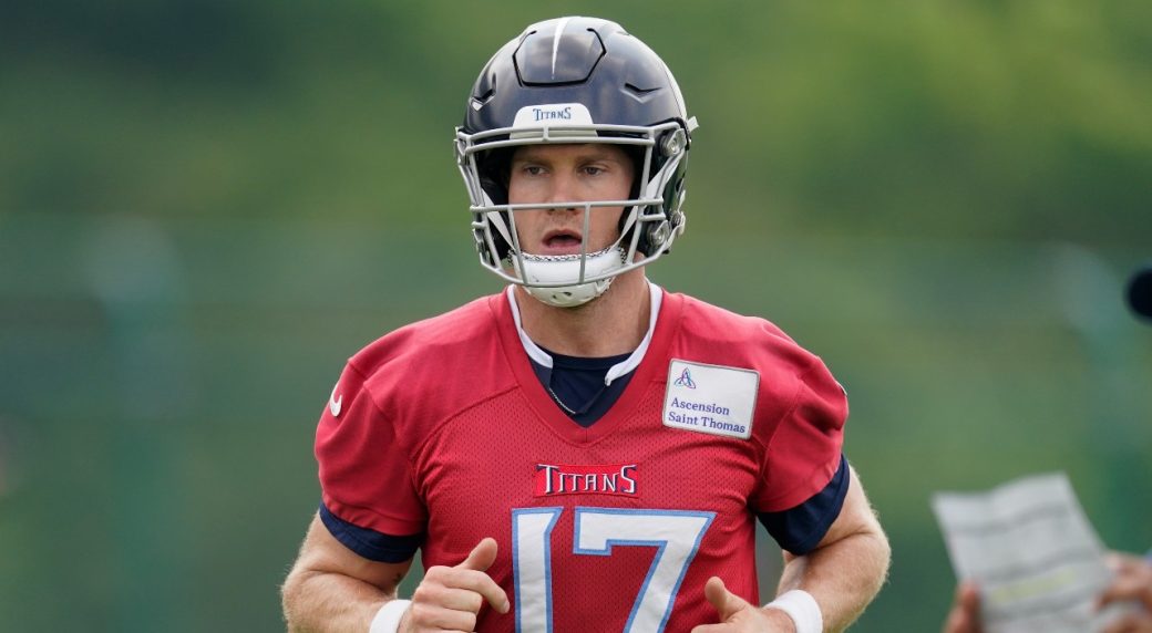 Titans' Mailbag: Offensive Change, Three QBs, Saints As Favorites