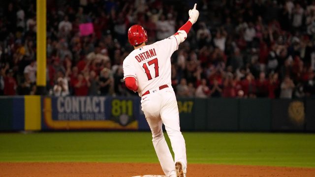 Betts joins Rodríguez and Guerrero in Home Run Derby