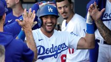 Dodgers rally past Astros after Houston reliever Stanek called for balk in 8th