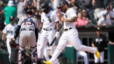 White Sox notch walk-off win vs. Tigers after wild pitch strikes ump