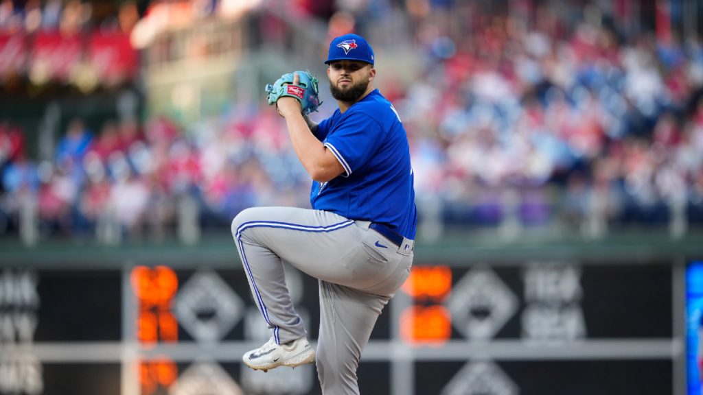 Strong bullpen effort wasted as Blue Jays fall to Twins