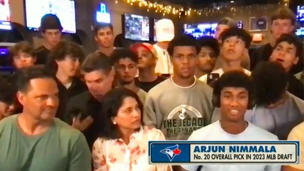 Blue Jays draft Strawberry Crest's Arjun Nimmala with No. 20 overall  selection