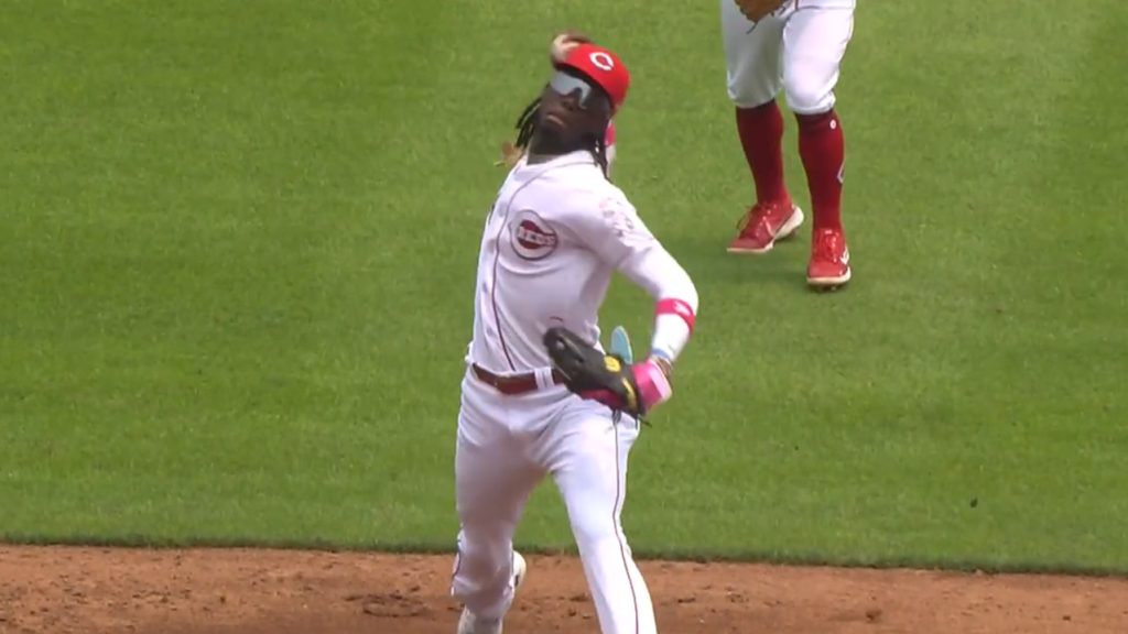 Reds Elly De La Cruz breaks own MLB record with 99 mph throw for out at  home plate