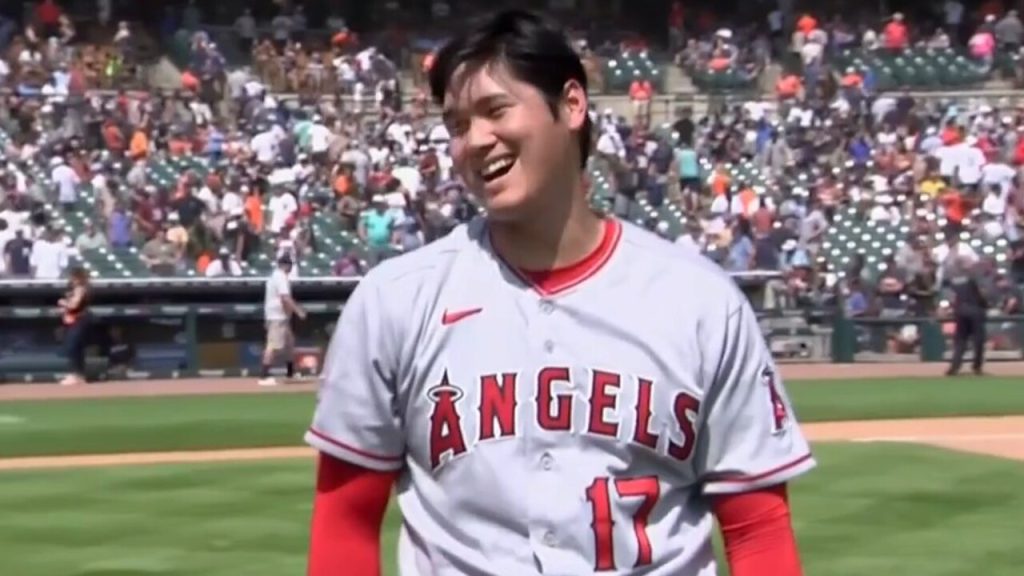 Women's Shohei Ohtani Los Angeles Angels Roster Name & Number T-Shirt - Red