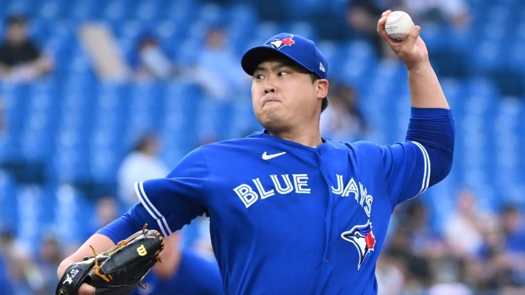 Youth Hyun Jin Ryu Toronto Blue Jays Roster Name & Number T-Shirt