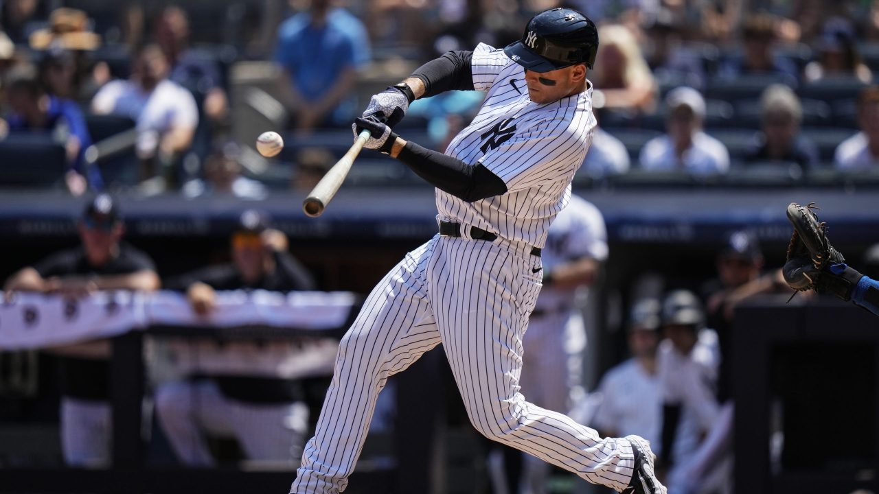 Anthony Rizzo belts another HR to lead Yankees past Marlins