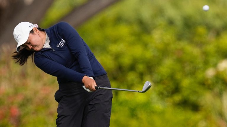 Allisen Corpuz chips on the 16th hole during the final round of the U.S. Women's Open golf tournament at the Pebble Beach Golf Links, Sunday, July 9, 2023, in Pebble Beach, Calif. (Darron Cummings/AP)