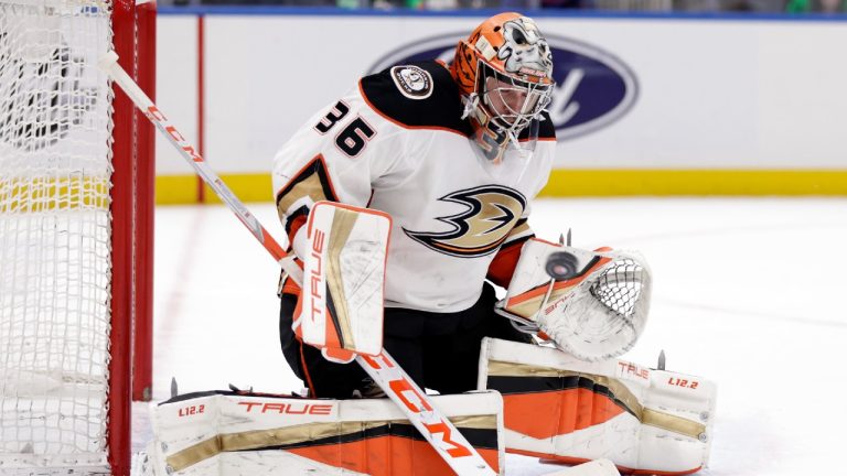 Anaheim Ducks goaltender John Gibson. (Adam Hunger/AP)