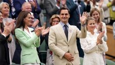 Roger Federer receives standing ovation at Wimbledon from fans and Princess Kate