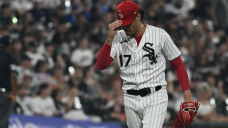 Chicago White Sox place reliever Joe Kelly on injured list with elbow inflammation