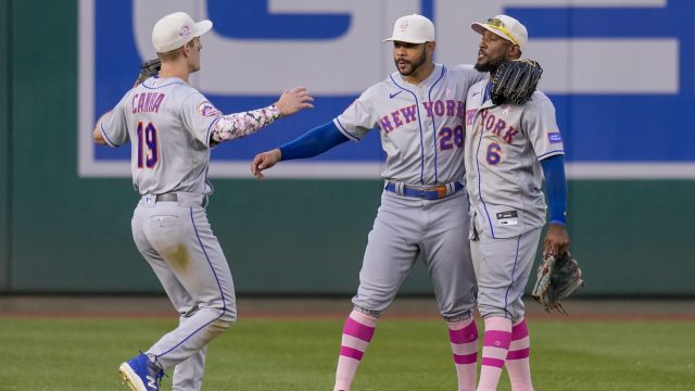 The annual Blue Jays fan takeover in Seattle takes place this weekend and  the Mariners are selling Jays gear in their team store 😬😬😬