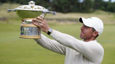 McIlroy birdies last two holes to win Scottish Open, beating MacIntyre by one shot