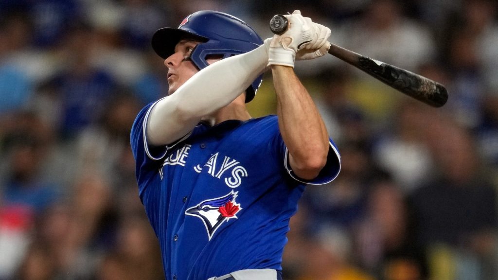 Blue Jays keeping pace despite Matt Chapman, Vlad Jr. struggles