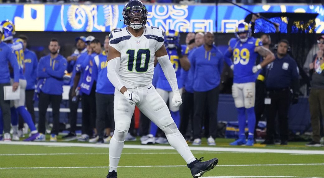 Seahawks, Uchenna Nwosu agree on a 3-year extension worth up to $59 million