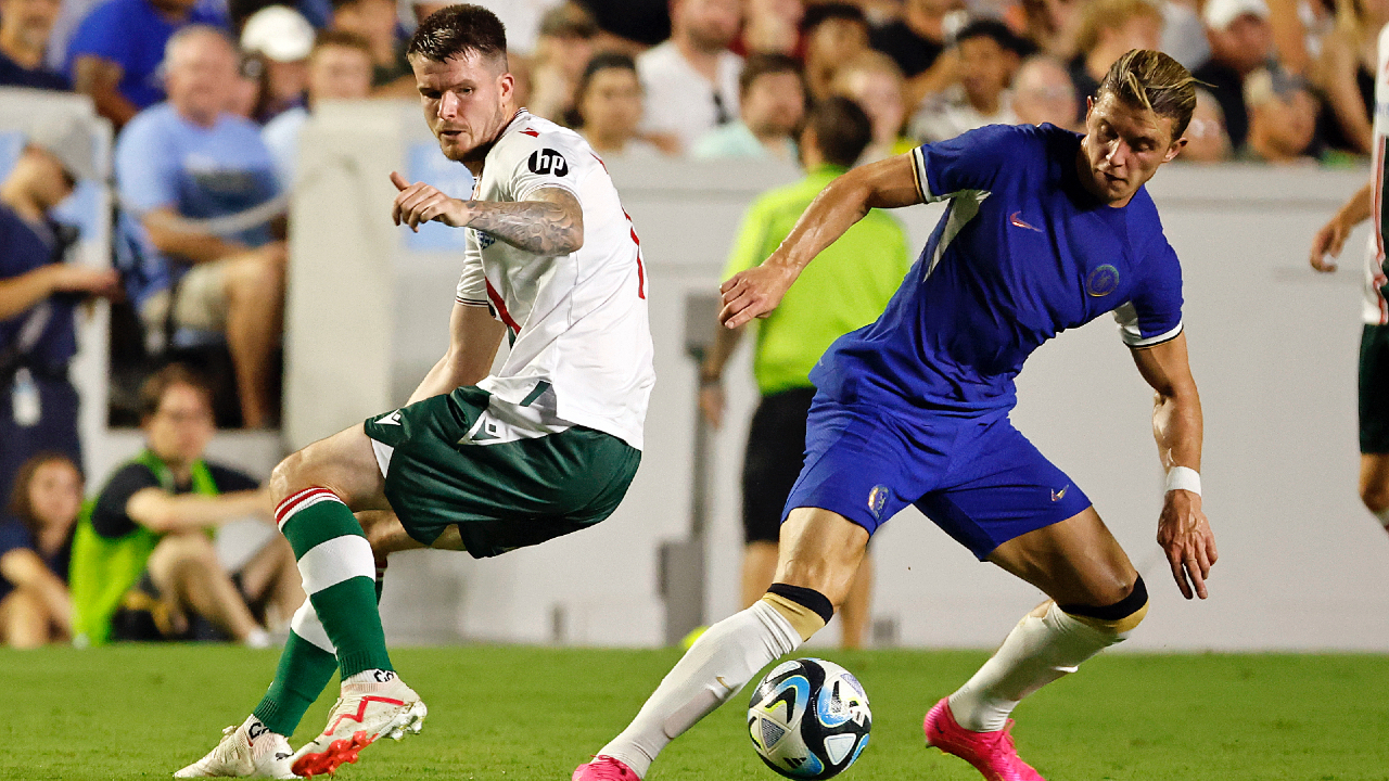 Manchester United vs Wrexham score, result as Red Dragons beat Red Devils  in summer friendly