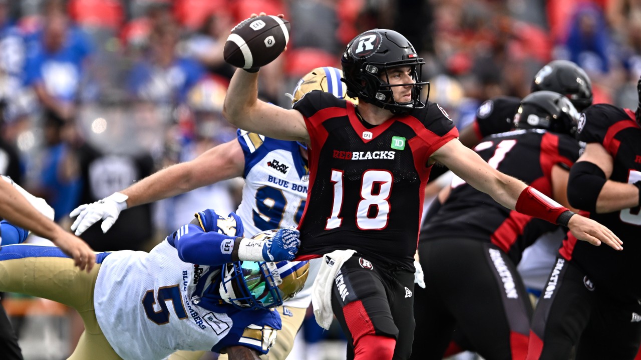 Redblacks down Argos to head into playoffs on win streak