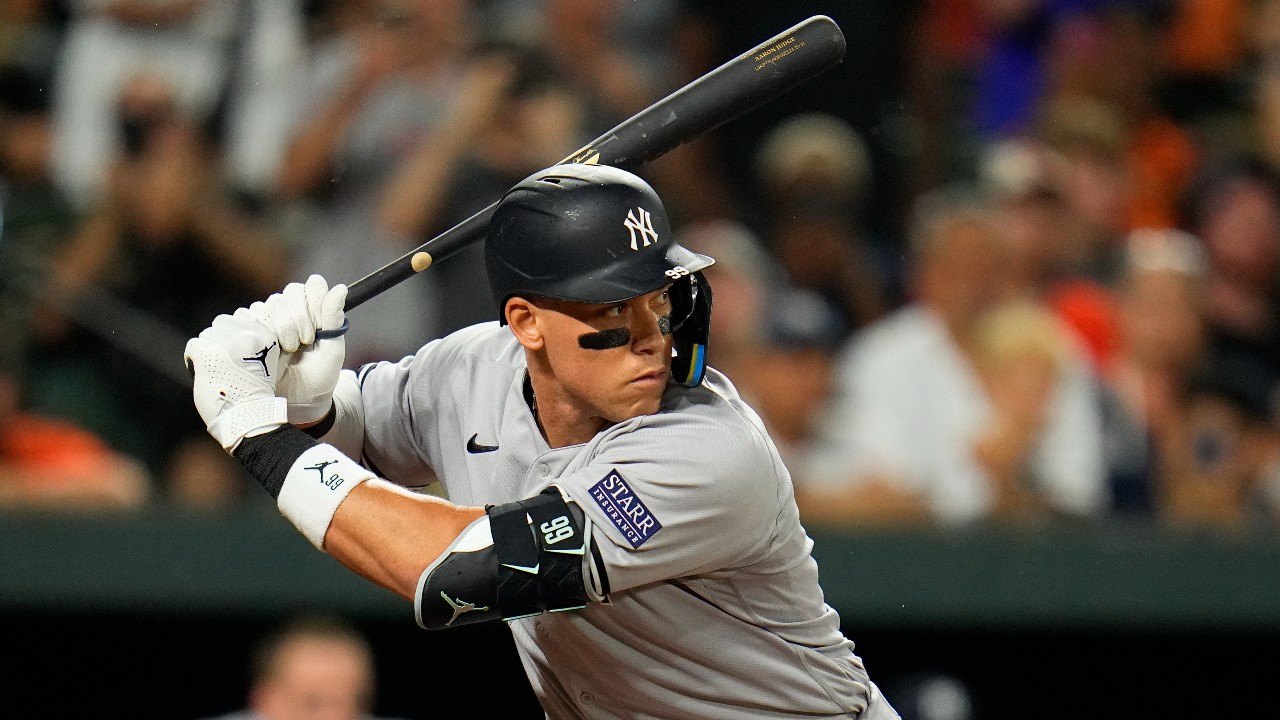 Aaron Judge hits two home runs as Yankees top Orioles