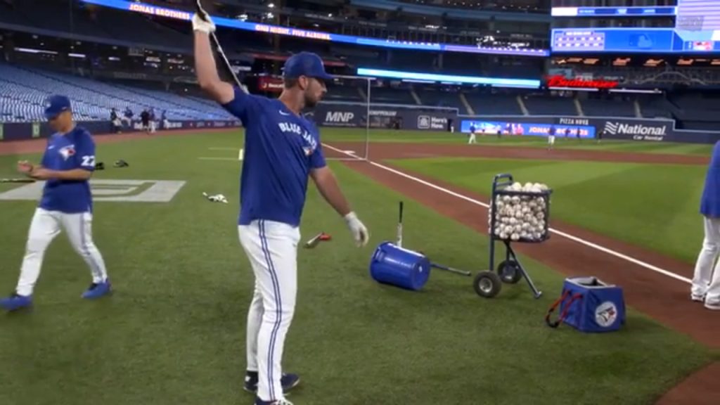 Blue Jays' Gurriel Jr. expecting a 'little competition' in matchup with  brother