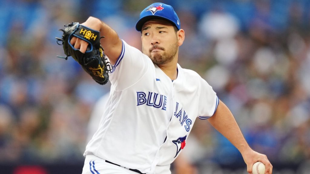 Blue Jays' Kikuchi simply can't find plate in major setback vs. Athletics