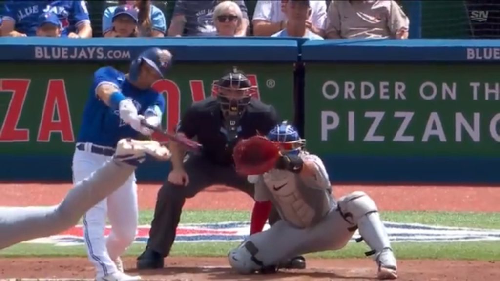 Big Dumper blasts 2 Run Homer vs Blue Jays (2022 WC Series Game 1) 