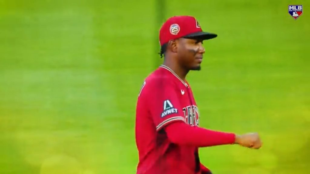 What Pros Wear: Locker Tour: Caught Tony Kemp on Wilson Glove Day - What  Pros Wear