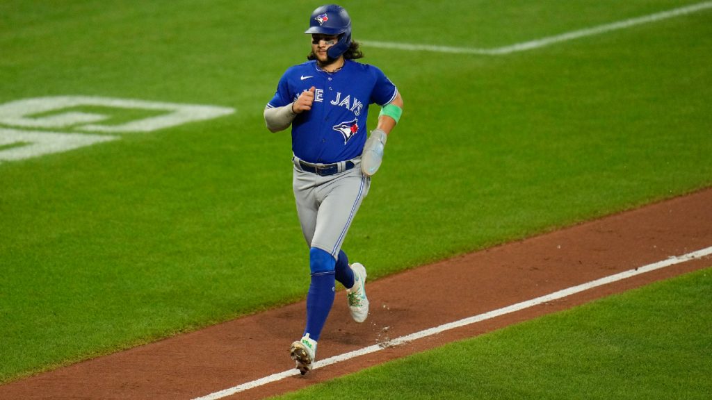 Chapman dinger helps Blue Jays double up Marlins for series victory