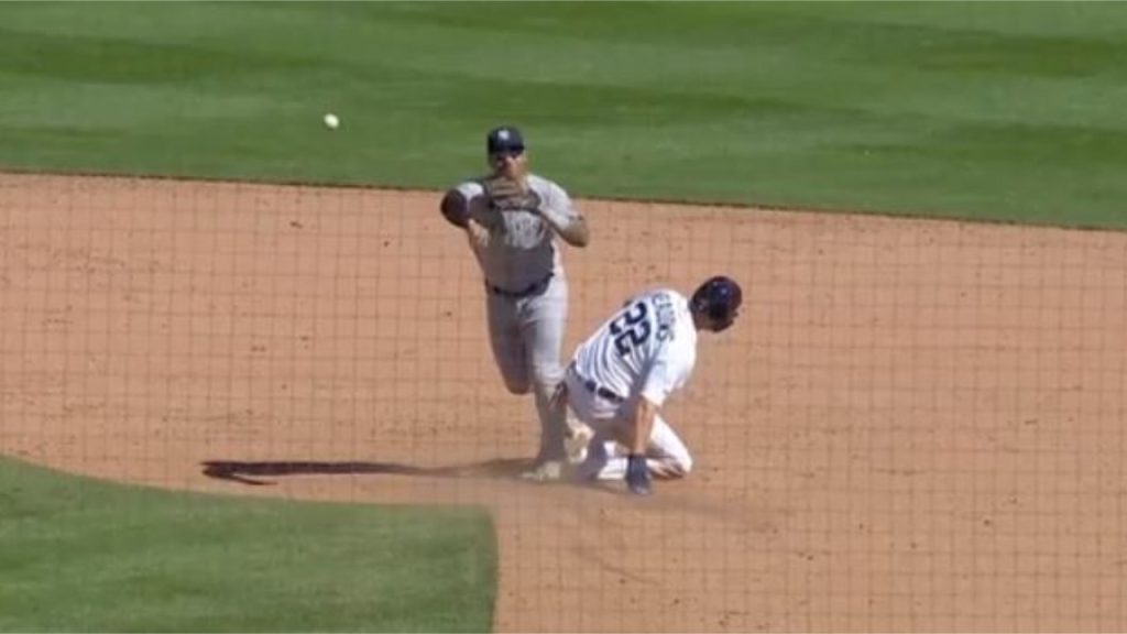 Video: Gleyber Torres hits walk-off three-run home run for Yankees