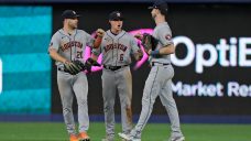 MLB Roundup: Astros, Mariners, Red Sox all win, Yankees fall to .500