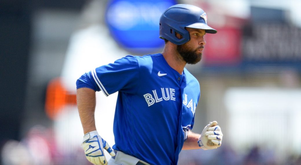 Blue Jays sign former Giant Brandon Belt to one-year deal