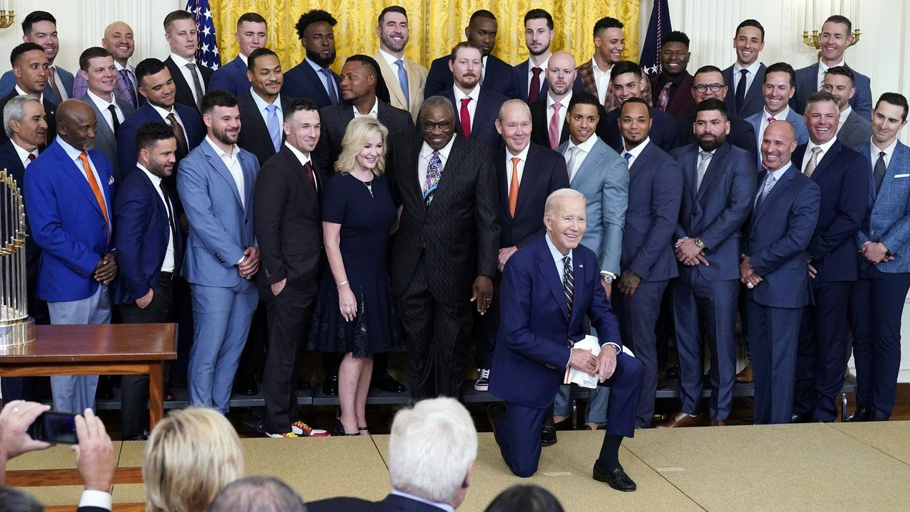 WATCH LIVE: Biden welcomes Dodgers, 2020 World Series champions, to White  House 