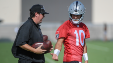 Jimmy Garoppolo leaves Raiders practice early as coaches monitor injured foot