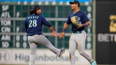 Rodriguez, Mariners stay hot vs. Astros, jump Blue Jays in standings