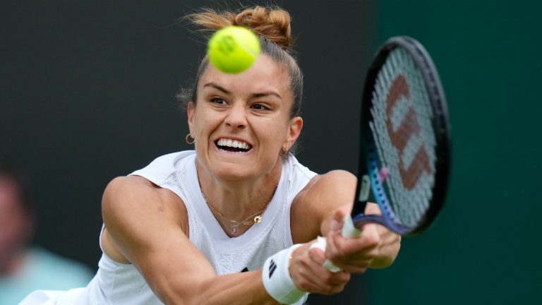 Maria Sakkari and Stefanos Tsitsipas helped Greece eliminate Canada from the United Cup on Wednesday. (AP)