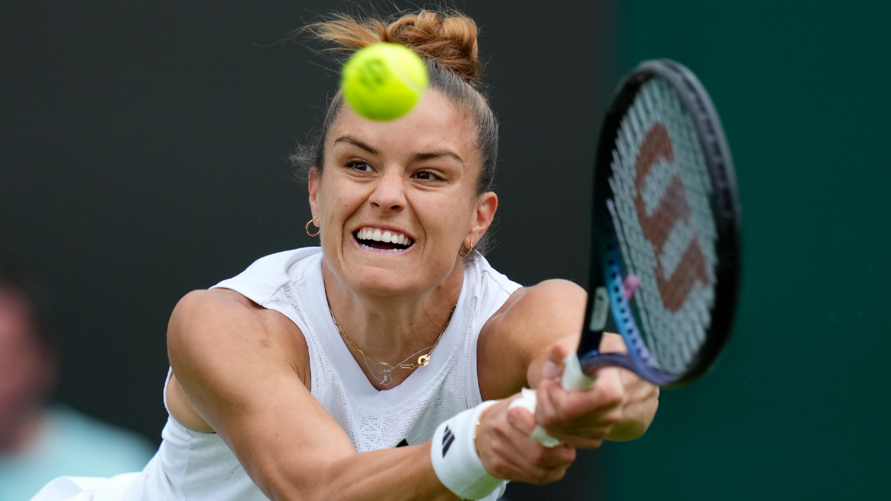 Marijuana odour bothers Maria Sakkari during loss in U.S. Open’s first round