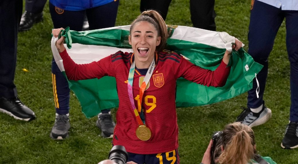 Spain's World Cup hero Olga Carmona learns of father's death after finals