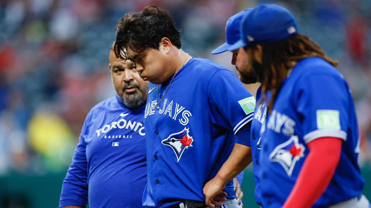 Biggio's heroics lead Blue Jays to win over Guardians after concerning exit  by Ryu