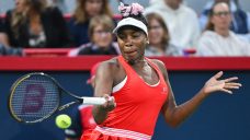 Venus Williams beats top-20 player for first time in four years, advances in Cincinnati