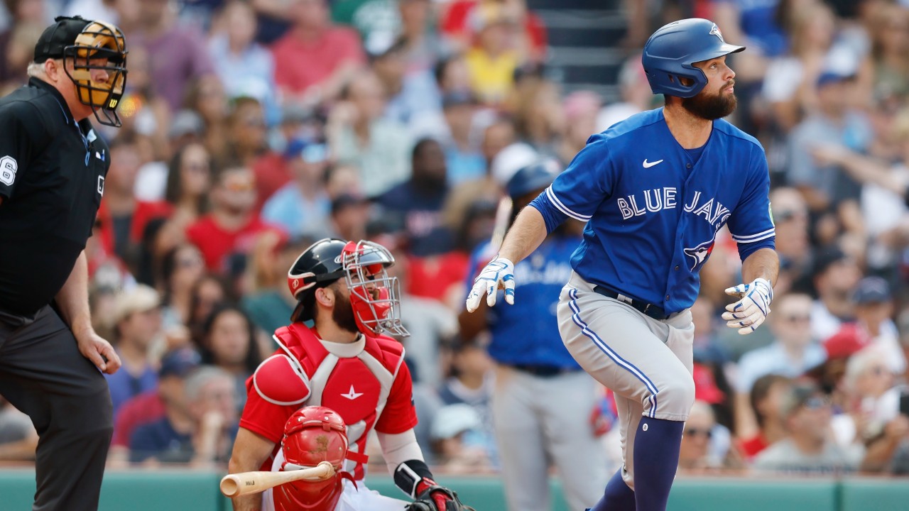 Blue Jays honor loved ones for Players Weekend