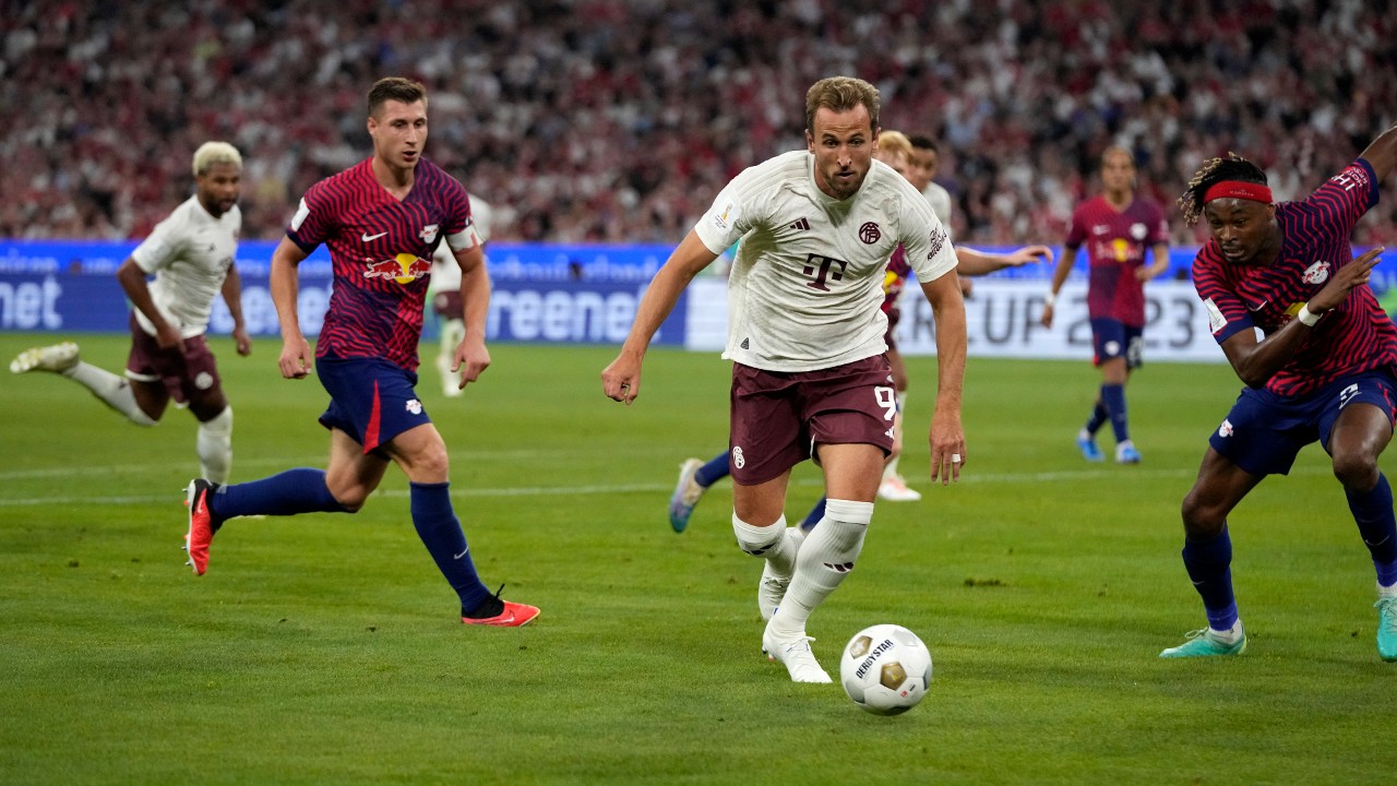 Harry Kane nets goal in spectacular Bundesliga debut for Bayern Munich