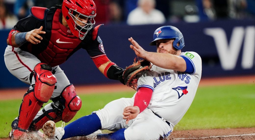 Blue Jays suffer yet another late-game letdown in costly loss to Nationals