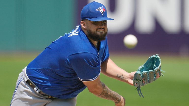 Toronto Blue Jays' Alek Manoah pitches in the first inning of a baseball game against the Cleveland Guardians Thursday, Aug. 10, 2023, in Cleveland. (Sue Ogrocki/AP)