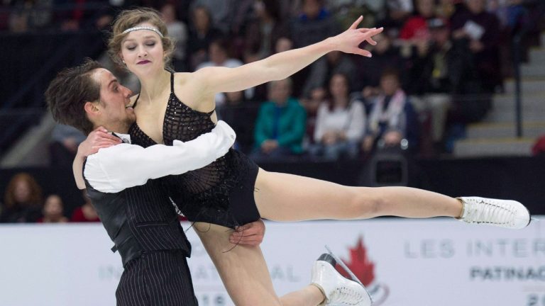 Alexandra Paul and Mitchell Islam of Canada perform in the ice dance short program during the 2016 Skate Canada International competition in Mississauga, Ont., on Friday, October 28, 2016. (Nathan Denette/CP)