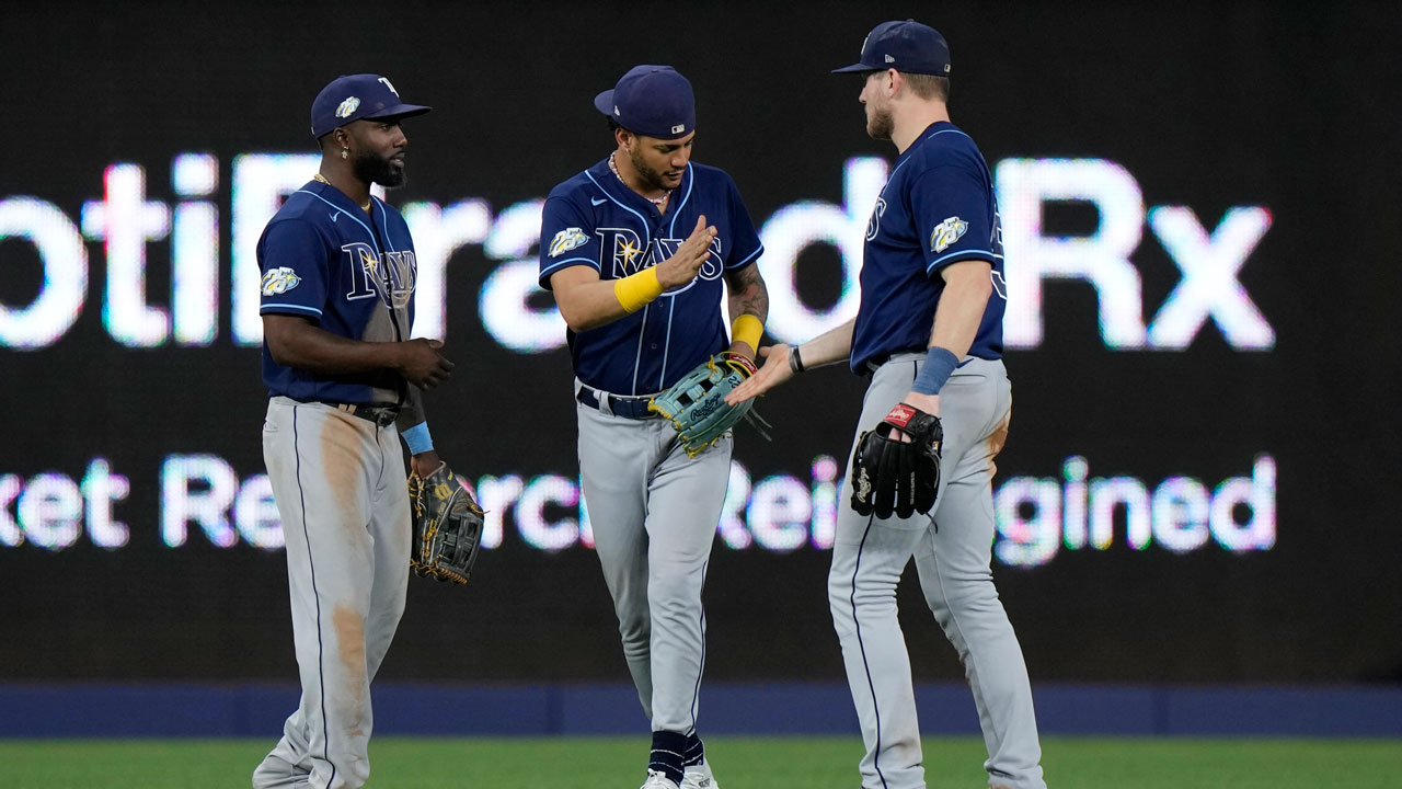 Isaac Paredes (2 HRs, 6 RBIs) blasts Rays past Rangers